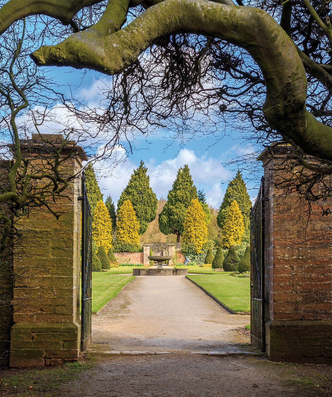 Entrance gate to the rose gardens at Newstead Abbey. Photography: Shutterstock / Jason Batterham.