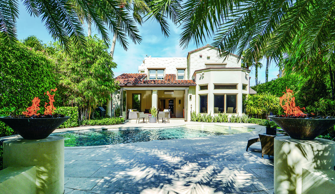 Photography: LauderdaleOne Luxury Real Estate.