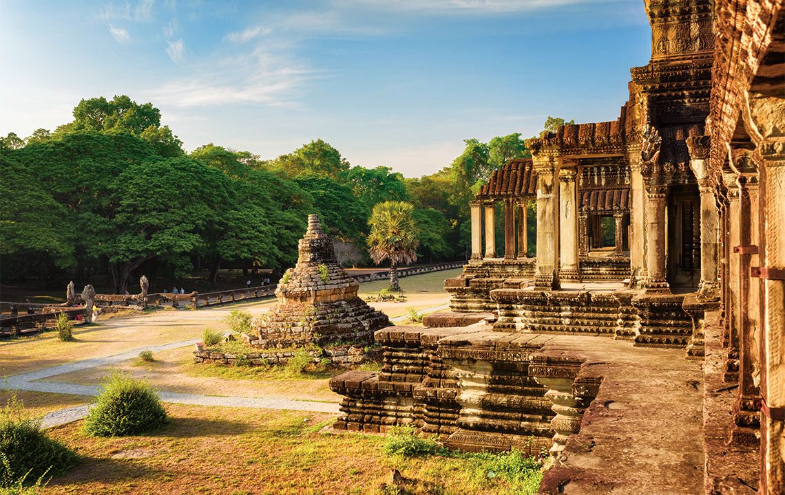 Buddhist Stupa and ancient temple at Angkor Wat. Photography: Shutterstock / Efired.