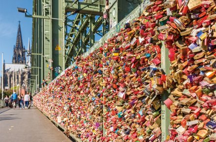 Lovers' locks on Hohenzollern Bridge. Photography: Shutterstock / Ugis Riba.