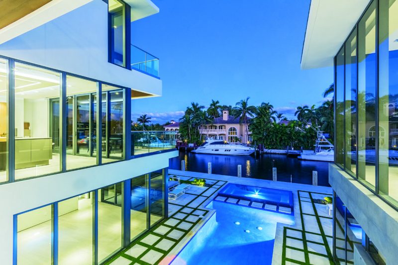 The pool is 50×15 and six feet deep with electrical heater and spa.Photography: Myro Rosky Photography.